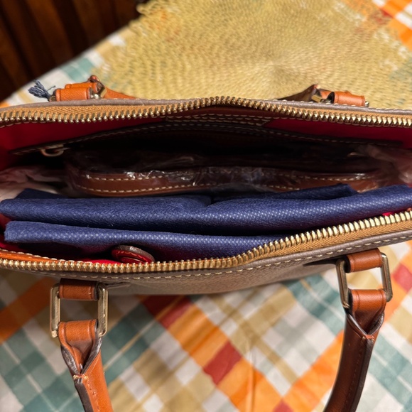 Dooney & Bourke - Picture 2 of 2